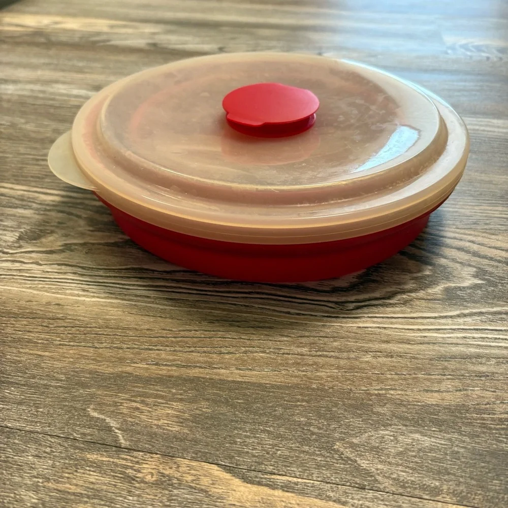 Pampered Chef Family Size Microwave Popcorn Maker